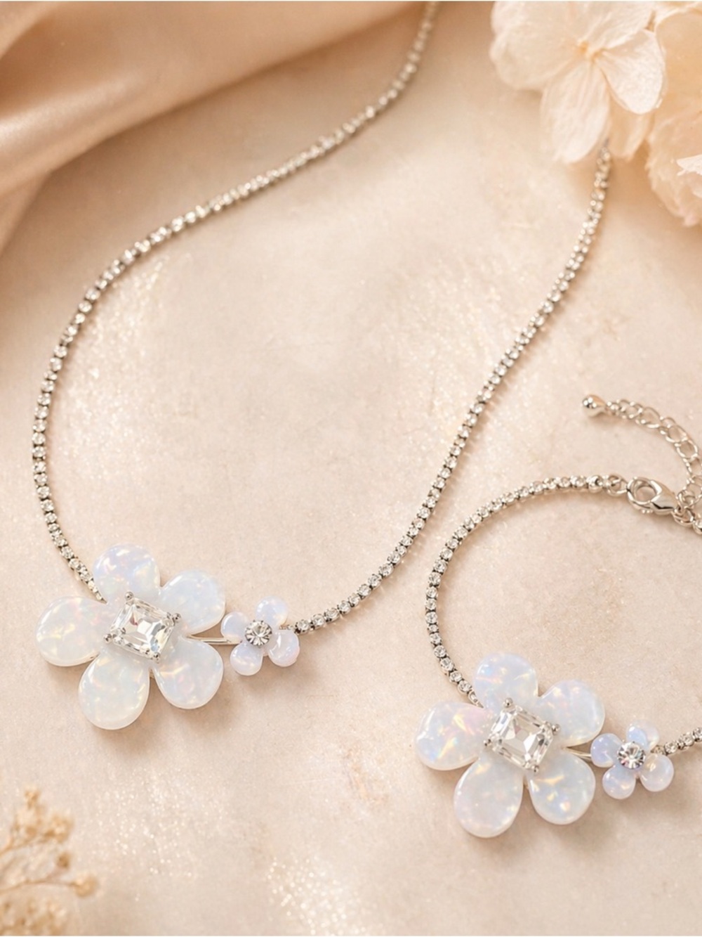 paparazzi White Opalescent Flower Necklace and Bracelet Duo